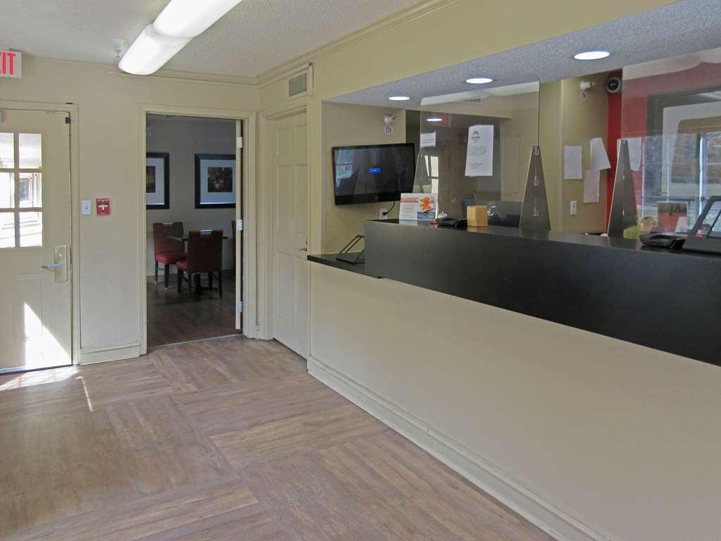 Suburban Studios Raleigh - Crabtree Valley Interior foto